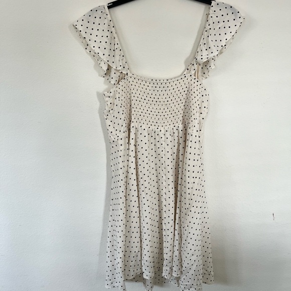 Old Navy XL Cream with Black Polka Dots Flutter Sleeve Dress - Picture 6 of 8